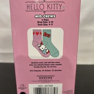 NEW Hello Kitty Valentine Mid-Crew Socks Gift Set 2 Pair Women 9-11